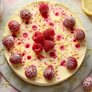 Cheesecake de Pâques au citron et framboises : une pâtisserie festive et gourmande