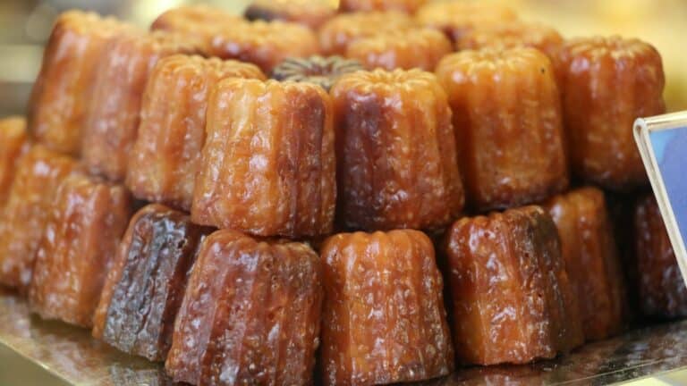 cannelés bordelais