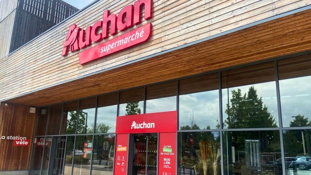 Auchan : ce jour précis permet de payer ses courses jusqu’à 34% moins cher, voici comment les habitués s’y prennent