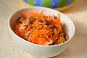 Cet ingrédient secret fait exploser le goût de votre salade de carottes, et ce n’est ni le citron ni la moutarde