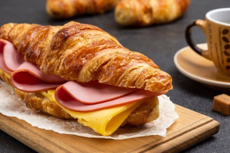 Rappel massif chez Intermarché : ces croissants fourrés au jambon présentent un danger que beaucoup ignorent
