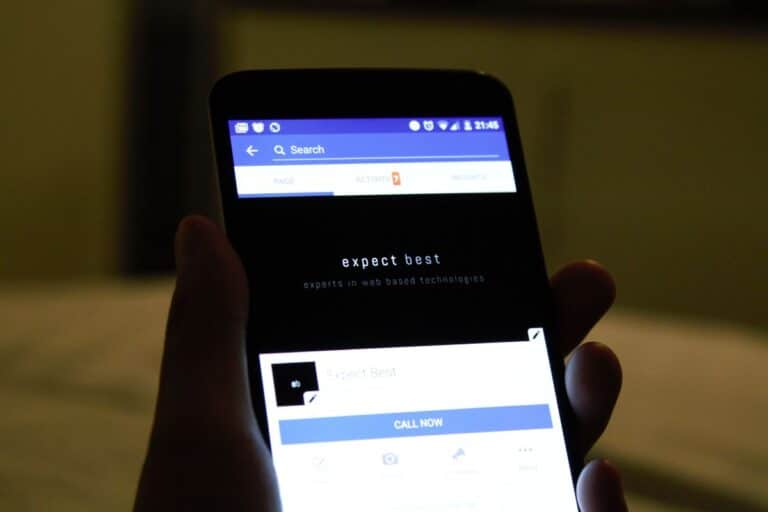 Beaucoup l’ignorent, mais ce minuscule signal visuel sur votre téléphone peut révéler une activité non autorisée