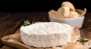 Quatre camemberts à éviter selon 60 Millions de consommateurs.